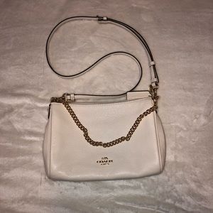 👜🤍 COACH White/Gold Crossbody Bag